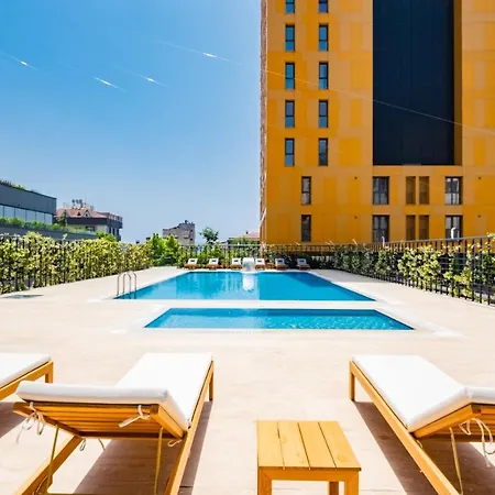 Ultra Lux Flat-great Locationb1 * Istanbul