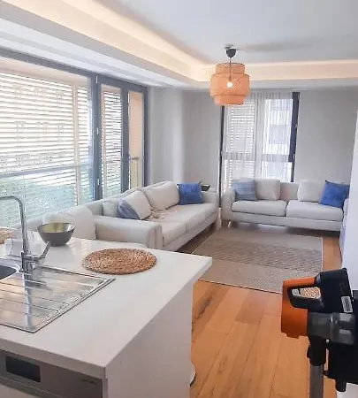 Ultra Lux Flat-great Locationb1 Istanboel
