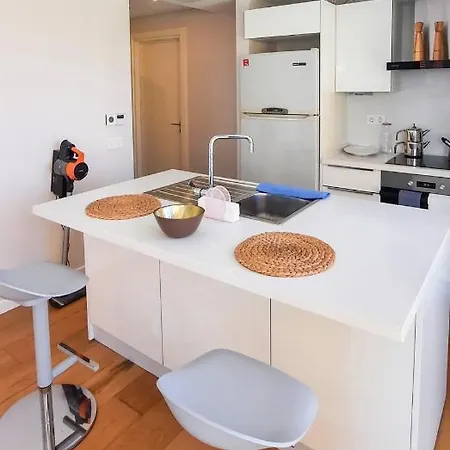 Ultra Lux Flat-great Locationb1