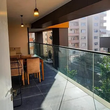 Ultra Lux Flat-great Locationb1